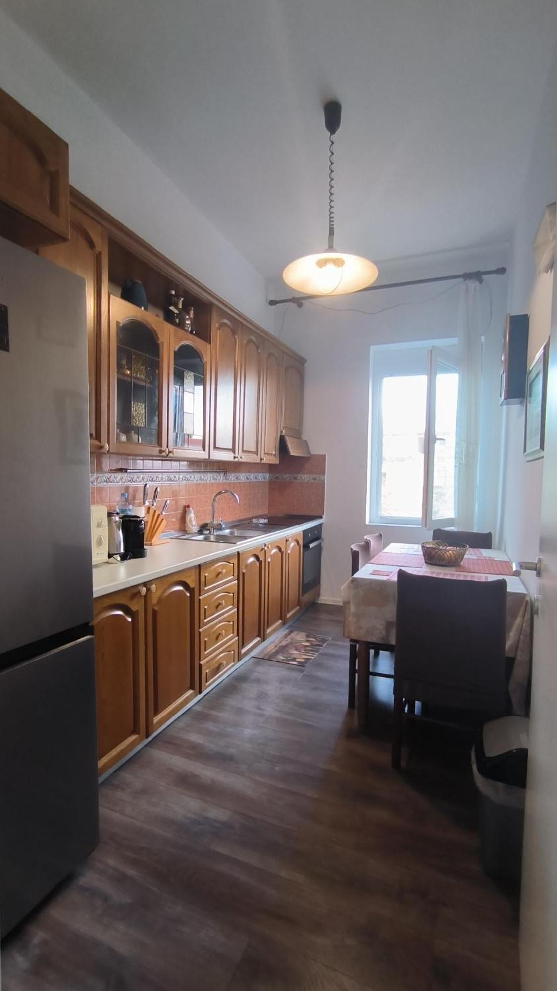 Lukas Apartament Vollga Durrës Exteriör bild