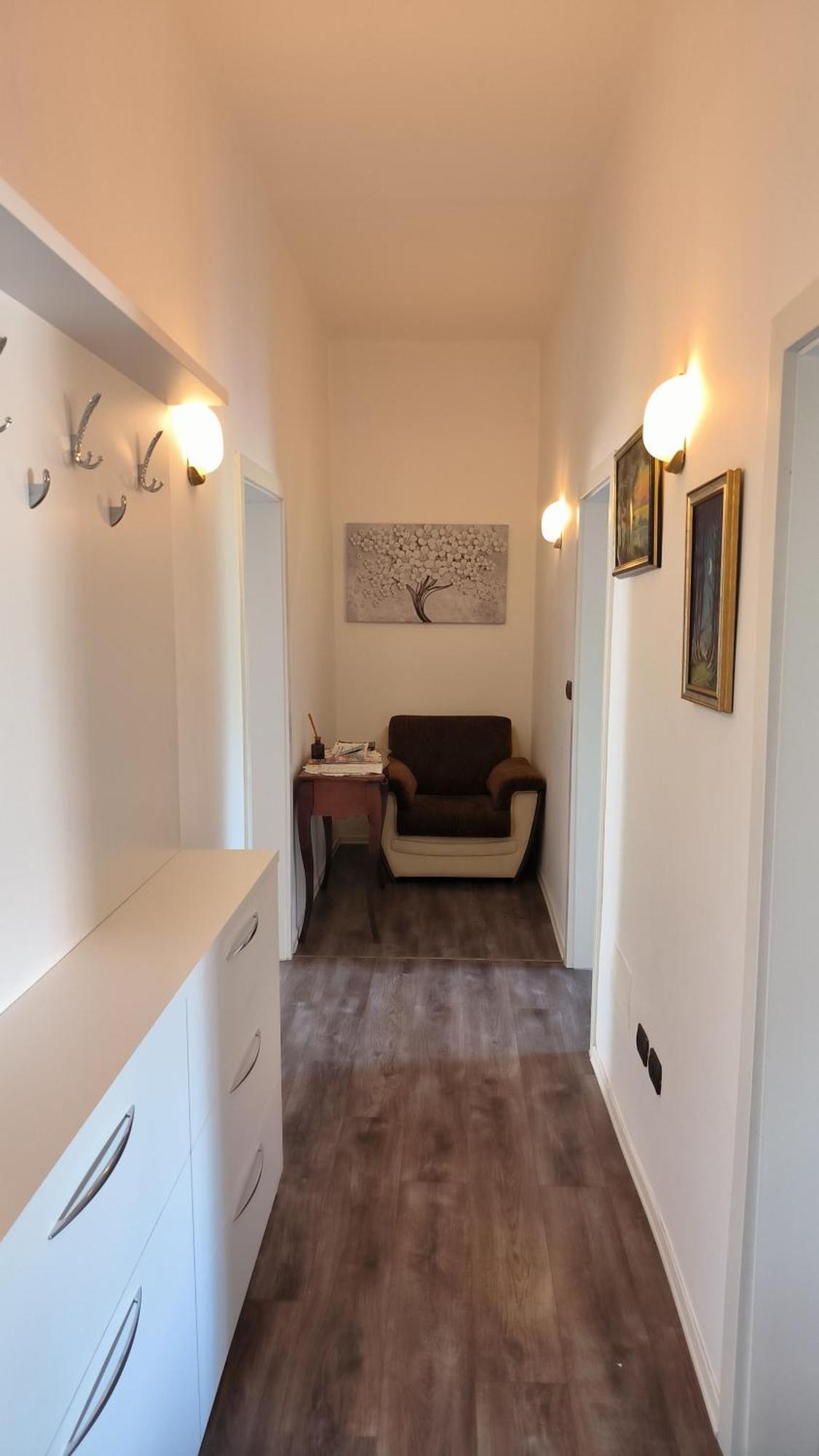 Lukas Apartament Vollga Durrës Exteriör bild